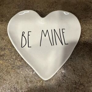 Rae Dunn "BE MINE" Holiday‎ Heart Plates White Artisan Collection | NEW
